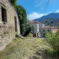 Ruin for sale in e Tuscan village (19)-1200