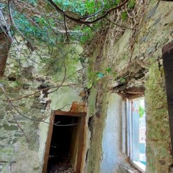 Ruin for sale in e Tuscan village (3)-1200