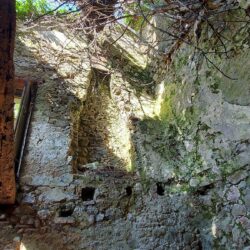 Ruin for sale in e Tuscan village (6)-1200