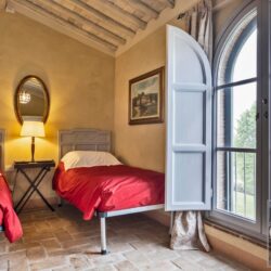 Stunning Tuscan Villa for sale near Lucca, Tuscany (5)