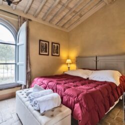 Stunning Tuscan Villa for sale near Lucca, Tuscany (6)
