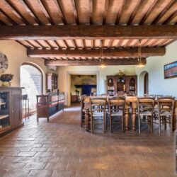 Wonderful Val d'Orcia Property with Pool for sale (16)