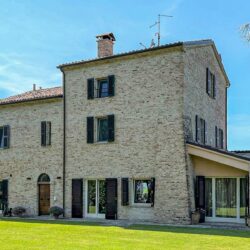 Country-House-Fano-Marche-Italia-1