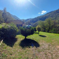 House with pool for sale near Bagni di Lucca (4)