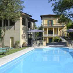 Liberty Villa with Pool for sale near Barga (2)