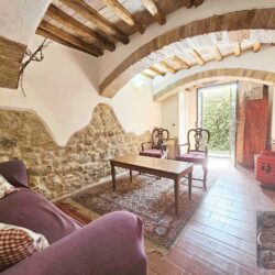 Apartment with garden for sale in San Gimignano Tuscany (16)