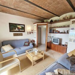 Apartment with garden for sale in San Gimignano Tuscany (20)