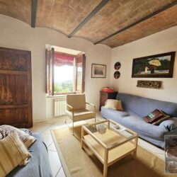 Apartment with garden for sale in San Gimignano Tuscany (22)