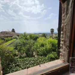 Apartment with garden for sale in San Gimignano Tuscany (24)