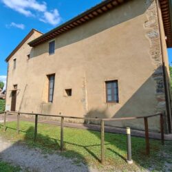 Beautiful Apartment for sale near San Gimignano Tuscany with pool (4)
