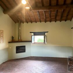 Stone villa for sale near Cortona Tuscany (11)