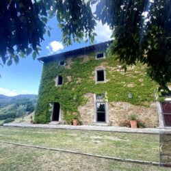 Stone villa for sale near Cortona Tuscany (18)