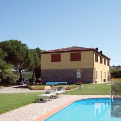Farmhouse with pool for sale near San Gimignano Tuscany (6)
