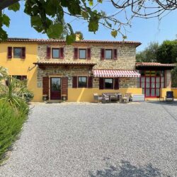 House with Pool for sale near Marliana Tuscany (18)