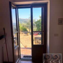 Stone house for sale just 5km from Cortona Tuscany (17)