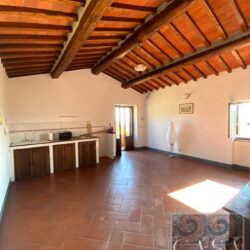 Stone house for sale just 5km from Cortona Tuscany (27)