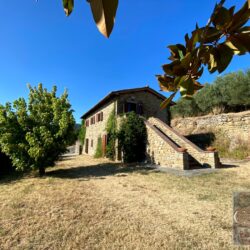 Stone house for sale just 5km from Cortona Tuscany (4)