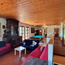 Villa with pool for sale near Lucca Tuscany (14)