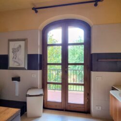 Villa with pool for sale near Lucca Tuscany (30)