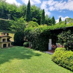 Villa with pool for sale near Lucca Tuscany (36)