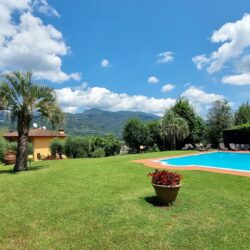 Villa with pool for sale near Lucca Tuscany (47)
