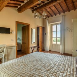 9 Bedroom Farmhouse with Pool for sale near Foiano della Chiana Arezzo Tuscany (5)