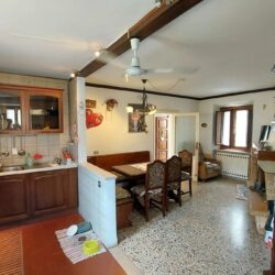 Tuscan Village House with Garden for sale (9)