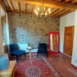 Village house for sale near Bagni di Lucca (36)