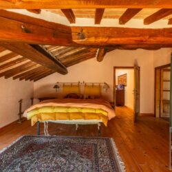 Beautiful villa for sale near Sinalunga Tuscany (36)