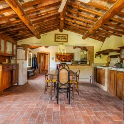 Beautiful villa for sale near Sinalunga Tuscany (38)