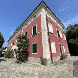 Villa for sale near Pisa Tuscany (1)