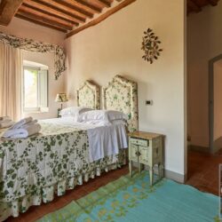 A Beautiful Chianti Property for sale in Tuscany with Pool (11)