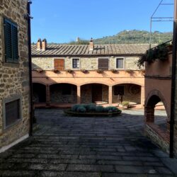 Apartment with Shared pool for sale near Cortona Tuscany (18)b