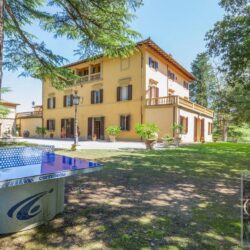 Large Historic Villa for sale near Lucignano Tuscany (2)