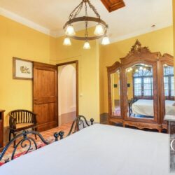 Large Historic Villa for sale near Lucignano Tuscany (26)