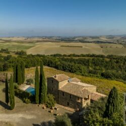 Wonderful Tuscan House for sale near Montalcino (18)