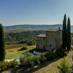 Wonderful Tuscan House for sale near Montalcino (22)