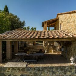 Wonderful Tuscan House for sale near Montalcino (25)