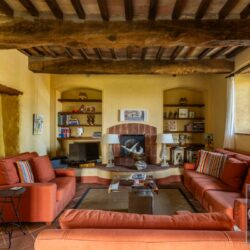 Wonderful Tuscan House for sale near Montalcino (7)