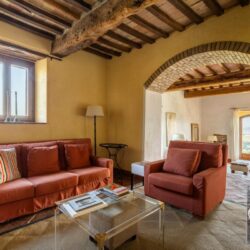 Wonderful Tuscan House for sale near Montalcino (8)