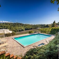 House with pool for sale near San Gimignano (2)