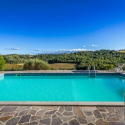 House with pool for sale near San Gimignano (36)