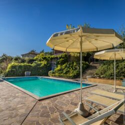 House with pool for sale near San Gimignano (39)