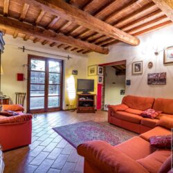 House with pool for sale near San Gimignano (9)