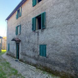 Beautiful Tuscan Village House for Sale Bagni di Lucca Tuscany (34)