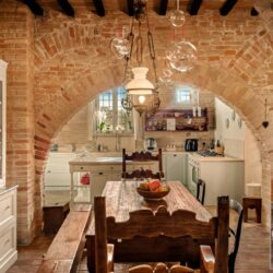 Beautiful Umbrian Farmhouse for sale (28)