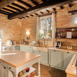 Beautiful Umbrian Farmhouse for sale (29)
