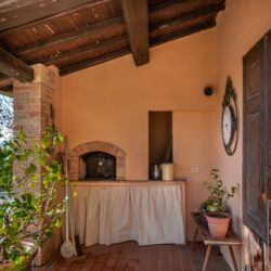 Beautiful Umbrian Farmhouse for sale (3)