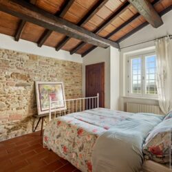 Beautiful Umbrian Farmhouse for sale (36)