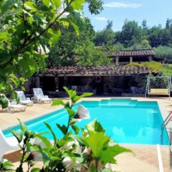 Large farm with pool for sale in Tuscany Loro Ciuffenna (14)